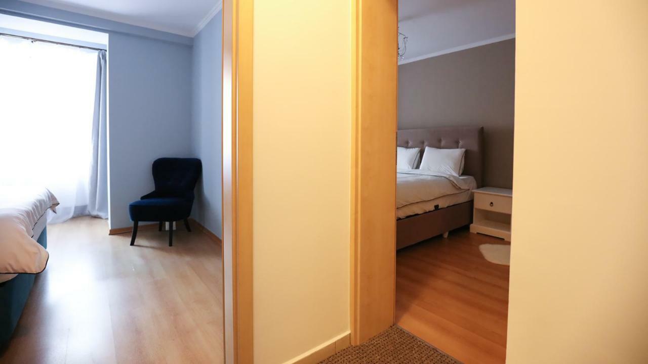 Old Square Apartments 5 蒂米什瓦拉 外观 照片